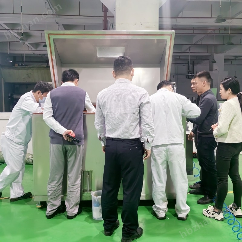 盐干湿复合盐雾试验机